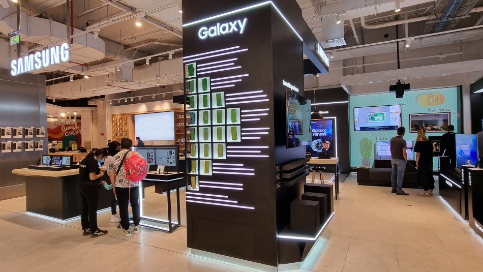 Samsung Chile inaugura innovador espacio de experiencia en la megatienda de Falabella Parque Arauco