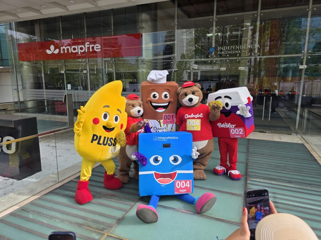Plussito (Buses Pluss Chile), Osito (Ambrosoli), Chancaquín (Chancaca Deliciosa), Oso (Ambrosoli), Breslerín (Helados Bresler) e Integrín (Grupo BUPA)