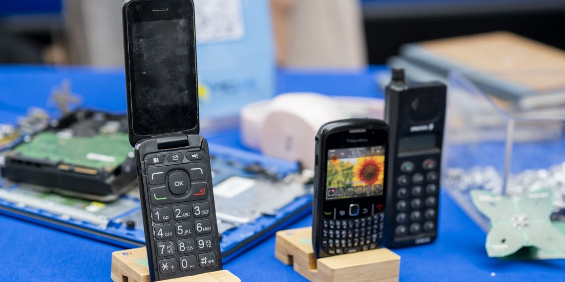 Economía circular: vecinos de Santiago reciclan un 56% más de celulares que en 2025